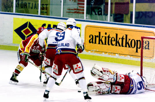 Situation framför malmös målvakt Roger Nordström