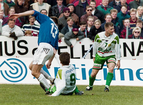 Mikael Hellström, Hammarby glidtacklar Ola Severin,