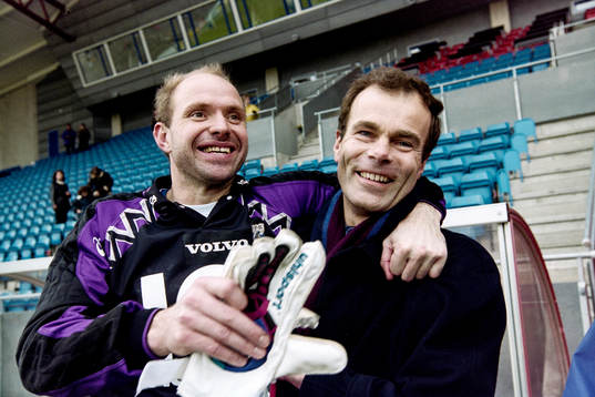 Målvakterna Thomas Ravelli och Jan Möller tillsammans