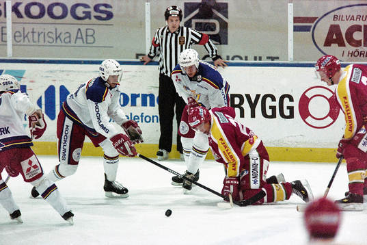 Malmös Johan Norgren och Peter Forsberg, Modo på knä