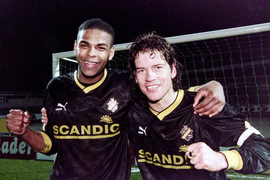 AIK:s målskyttar  Pascal Simpson och Dick Lidman, AIK