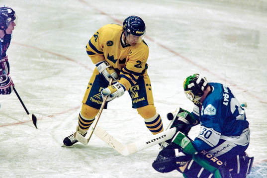 Jan Larsson, Sverige framför