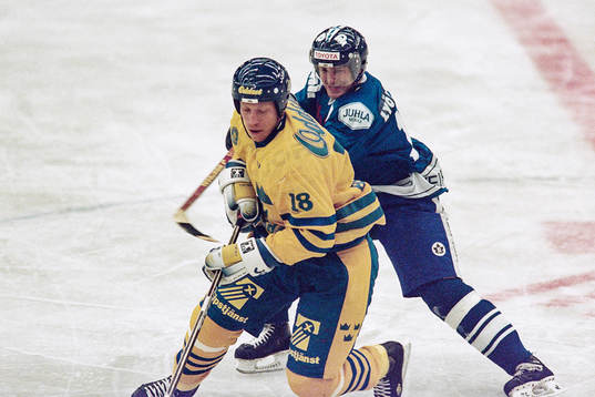 Jonas Bergqvist, Sverige