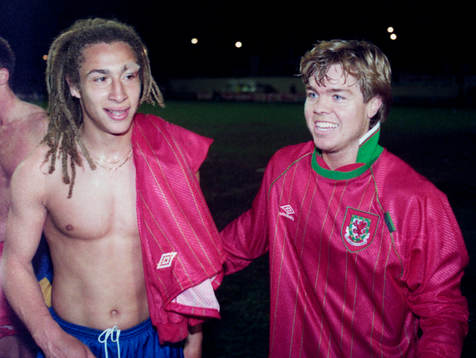 Målskyttarna Henrik Larsson och Tomas Brolin
