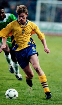Jesper Blomqvist med bollen