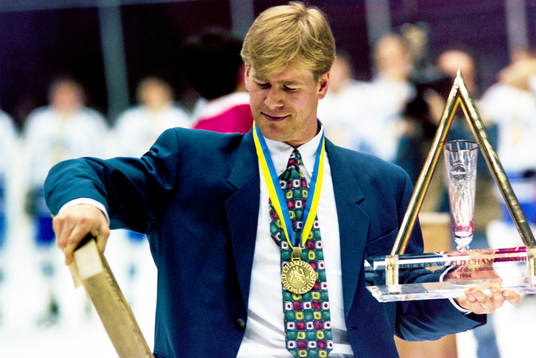 Sveriges Magnus Svensson utsågs till VM:s bäste back och