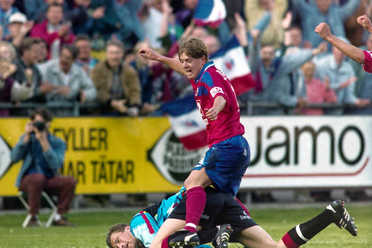 Dan Larsson, målvakt, Degerfors och Jesper Ljung,