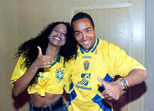 Martin Dahlin, Sverige och en vacker brasilianska gör