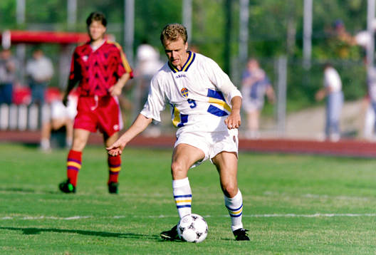 Jonas Thern, Sverige