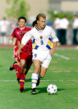 Jonas Thern, Sverige