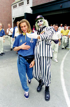 Henrik Larsson besöker Universal Studios i Hollywood