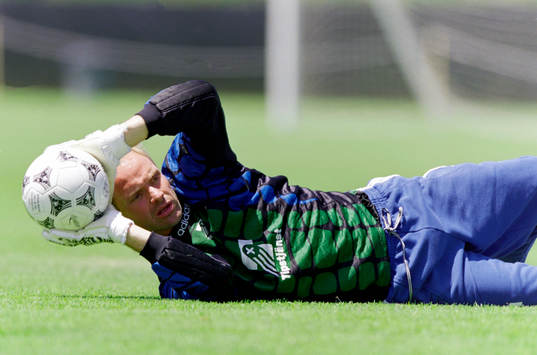 Thomas Ravelli, målvakt, Sverige