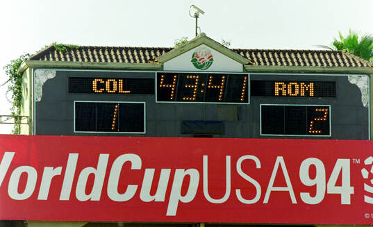 Football, FIFA World Cup 1994 (USA), Group A, Colombia -