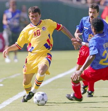 Bläddra bland fler bilder av Football, World Cup 96, Colombia - Romania