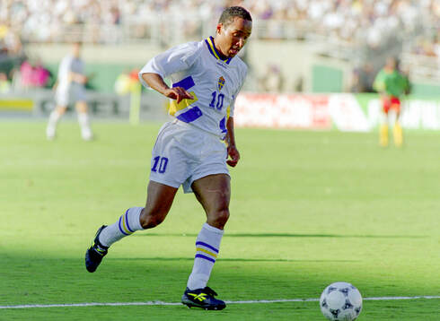 Football, FIFA World Cup 1994 (USA), Group B, Cameroon -