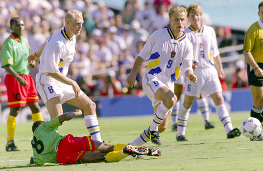 Football, FIFA World Cup 1994 (USA), Group B, Cameroon -