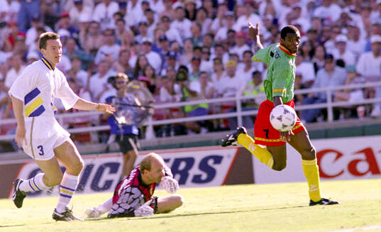 Football, FIFA World Cup 1994 (USA), Group B, Cameroon -