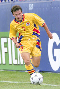 Football, FIFA World Cup 1994 (USA), Group A, Romania -