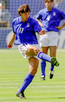 Football, FIFA World Cup 1994 (USA), Group E, Italy -