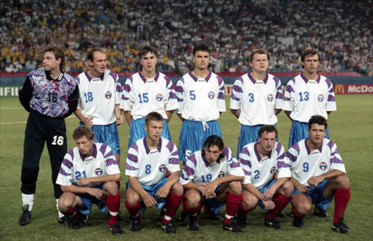 Lagbild, Bakre fr.v. Kharin, målvakt, Onopko, Radchenko,