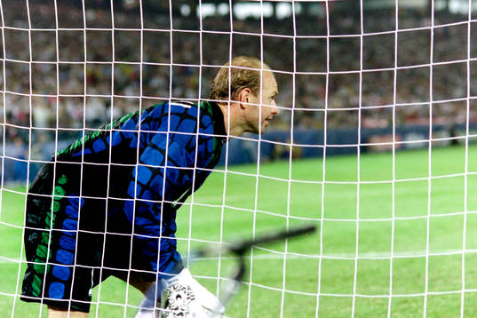 Thomas Ravelli, målvakt i Sverige