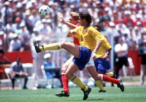 Andres Escobar, Colombia och Adrian Knup, Schweiz