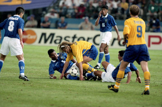 Silva Mauro, Brasilien och Henrik Larsson, Sverige