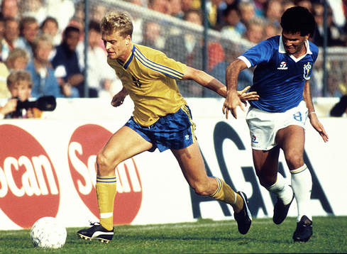 Jonas Thern, Sverige med bollen