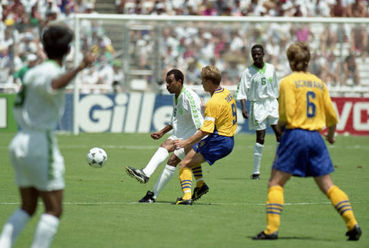 Jonas Thern, Sverige