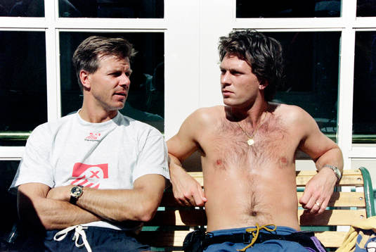 Roland Nilsson och Pontus Kåmark kopplar av