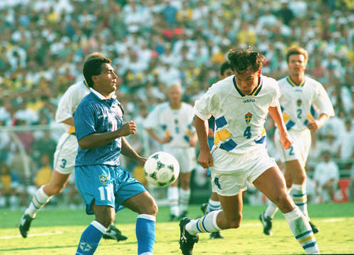Joachim Björklund stoppar Romario