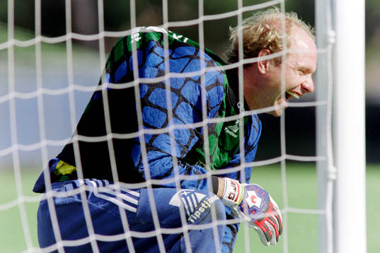Thomas Ravelli skojar