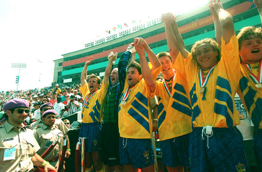 Bronsmännen Roland Nilsson, Thomas Ravelli, Anders Limpar,