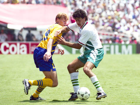 Kennet Andersson, Sverige och Dimitar Ivankov, Bulgarien