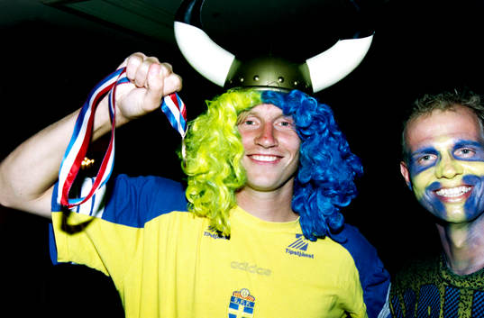 Kennet Andersson, Sverige jublar med sin medalj