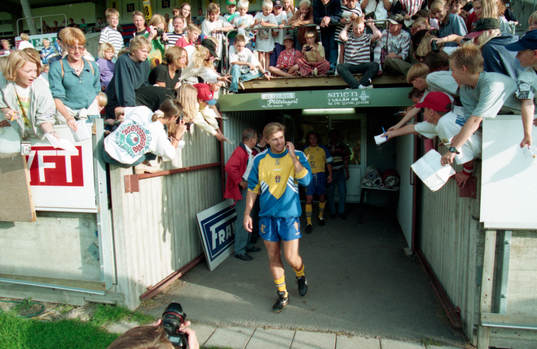 Roland Nilsson på väg till träningen