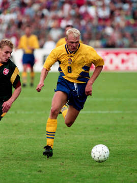 Klas Ingesson, Sverige med bollen