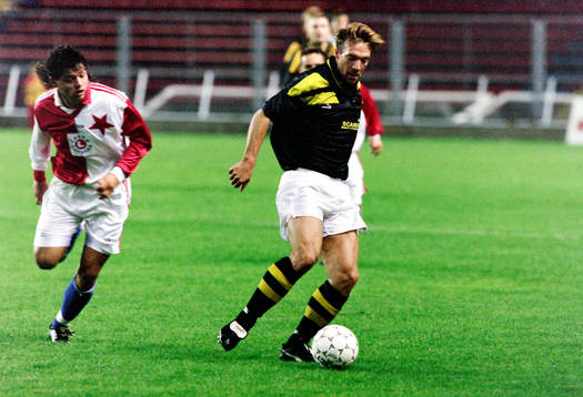 Kim Bergstrand, AIK med bollen