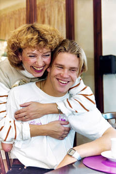 Håkan Söderstjerna med mamma Gull-Britt