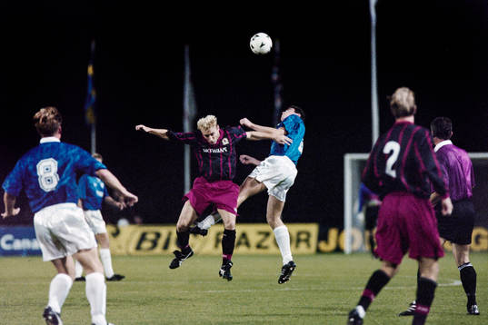 Trelleborgs Christian Karlsson i en nickduell