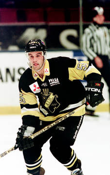 Brett Hauer, AIK