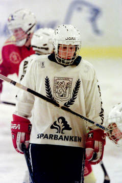 Erika Holst, Halland
