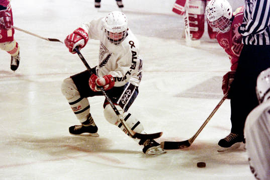 Erika Holst, Halland