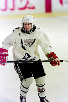 Erika Holst, Halland