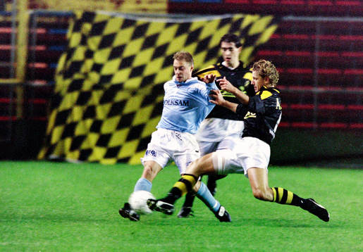 Anders Andersson, Malmö uppvaktas av Jesper Jansson, AIK