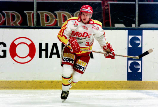 Fredrik Bergqvist, Modo