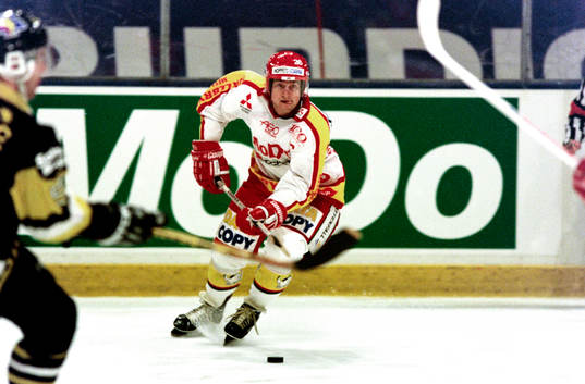 Lars Byström, Modo