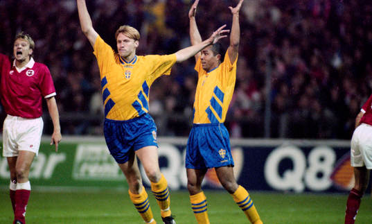 Kennet Andersson och Martin Dahlin jublar