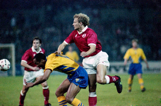Martin Dahlin, Sverige tas hårt