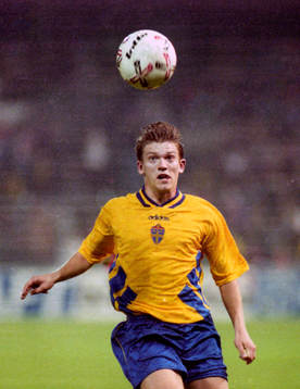 Jesper Blomqvist, Sverige fixerar bollen